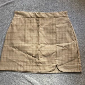 Muezz - Slit Plaid A-Line Mini Skirt - L